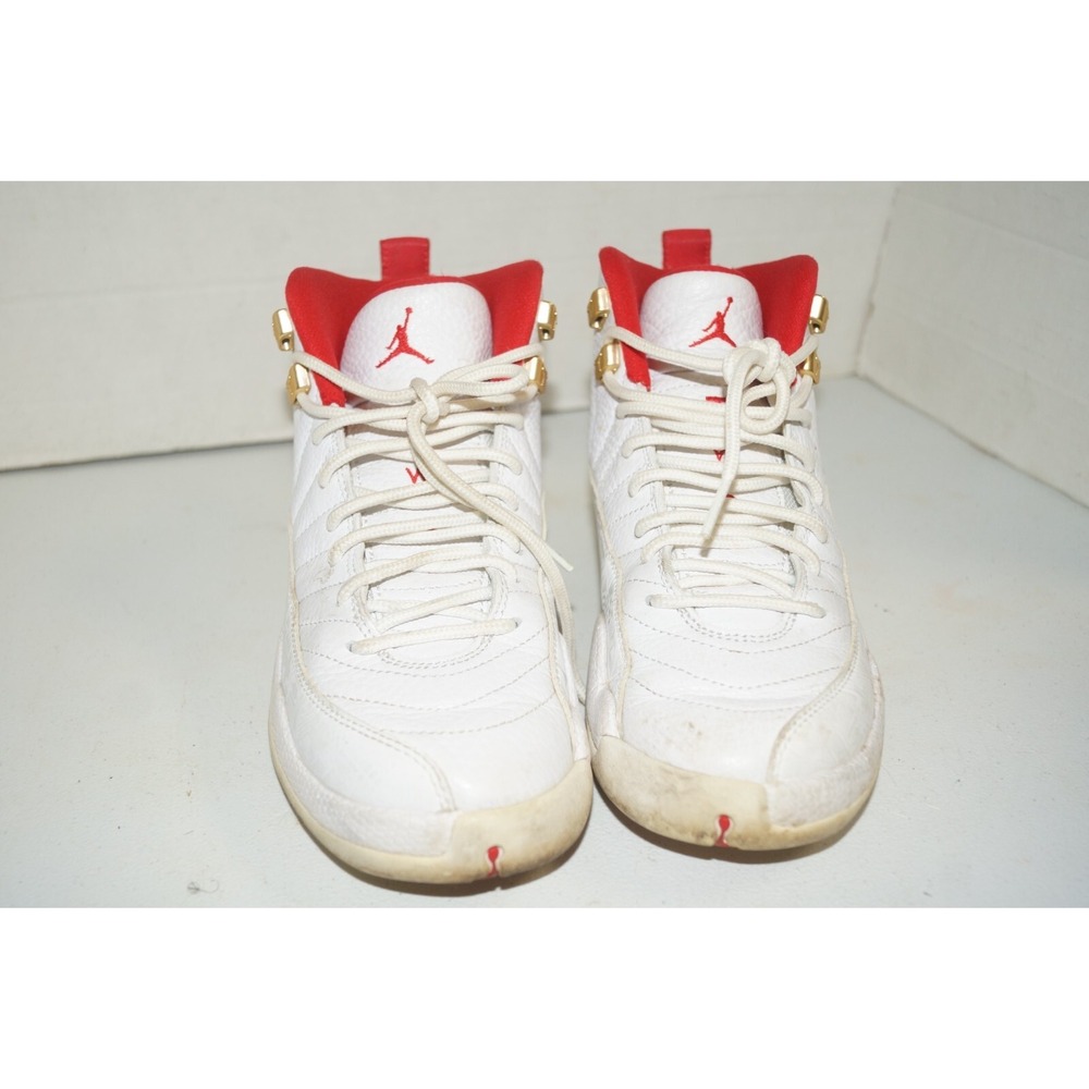 Nike Air Jordan 12 Retro‎ Size 6Y GS White/University Red 153265-107